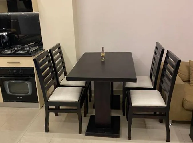 Apartment One Bedroom With Sea View In The Centre
